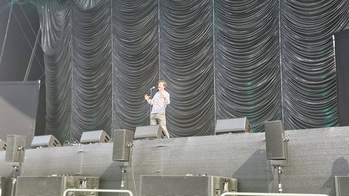 @mrmikewozniak makes what should not be funny hysterical https://t.co/irD0ZCuor6<a class="tags" target="_blank" title="On Twitter" href="/?out=eyJ0eXAiOiJKV1QiLCJhbGciOiJIUzUxMiJ9.eyJpYXQiOjE3MjIzNzA4ODcsImlzcyI6InR3cG9ybnN0YXJzLmNvbSIsIm5iZiI6MTcyMjM3MDg4NywiZXhwIjoxNzUzOTA2ODg3LCJyZWRpcmVjdF91cmwiOiJodHRwczovL3R3aXR0ZXIuY29tL21ybWlrZXdvem5pYWsifQ.FG1kqGq-YDjYNEffDxXYix58v7uZDVWvikQN_RAAVqvTh7b3-Yf2yA6Xn_g6YAmdjnR6FejBBZa-ryvzuDSKmQ">@mrmikewozniak</a>