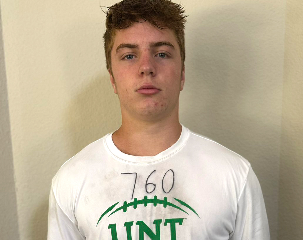 sixstarfootball's tweet photo. NORTH TEXAS PROSPECT CAMP COVERAGE | Get to know the Rising prospects who made noise at UNT (2027-28)

📈Six Star Football takes a look at several talented prospects who made noise at UNT💯

✍️STORY ▶️🔗 https://t.co/FyBphAFYYX

@AlexE_Benavides @JaydenABurCo27  @WillMfootball @ChrisNwariakuTx @BradenOConnor64 @Only1_iscamara @CarpenterN45635 @BrayyCollins @JayComp_ @_landondean_ @JDees27 @collinde_leon26 @Jay_GreyOL @JaredHagger2027 @LockdownAkaHall @LukeHoman8 @Dewayne1of1 @2donn_ @Johnigan_Jt @MadeJoshua78 @WillLemonds @brayden2028_6 @McCurryTyler28  @brocktonroberts @thereelisaiah @LiamStrauch16 @Owen_Willis25