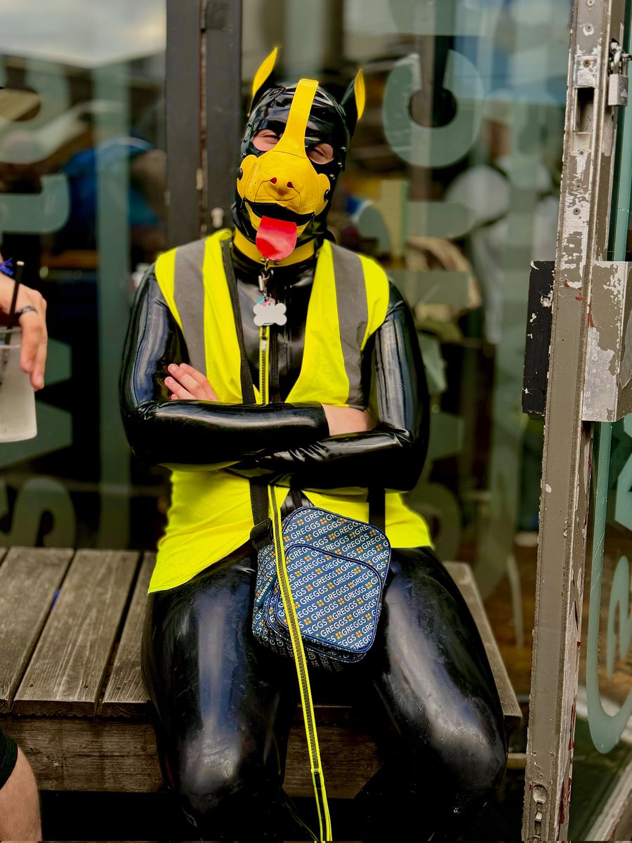 Sitting Idle ready for service. I shoulda had another Gin.

Event: <a href="/Howl_Newcastle/">Howl 2.0</a> 
📸 <a href="/Blitz__Fox/">🐾BlitzFox🐾 🔜 SC26</a>