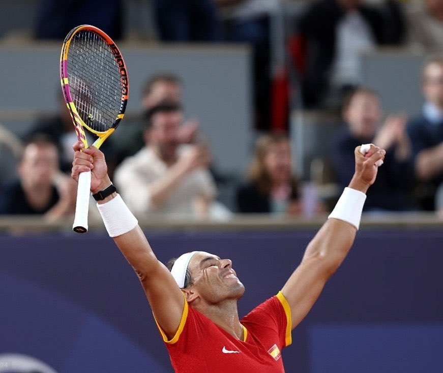14-time Roland Garros champ Rafael Nadal gets his first win at this venue since the 2022 RG final, beats Marton Fucsovics 6-1, 4-6, 6-4 to reach the second round in #Paris2024. 

Yes, folks. RAFOLE is ON 😍
