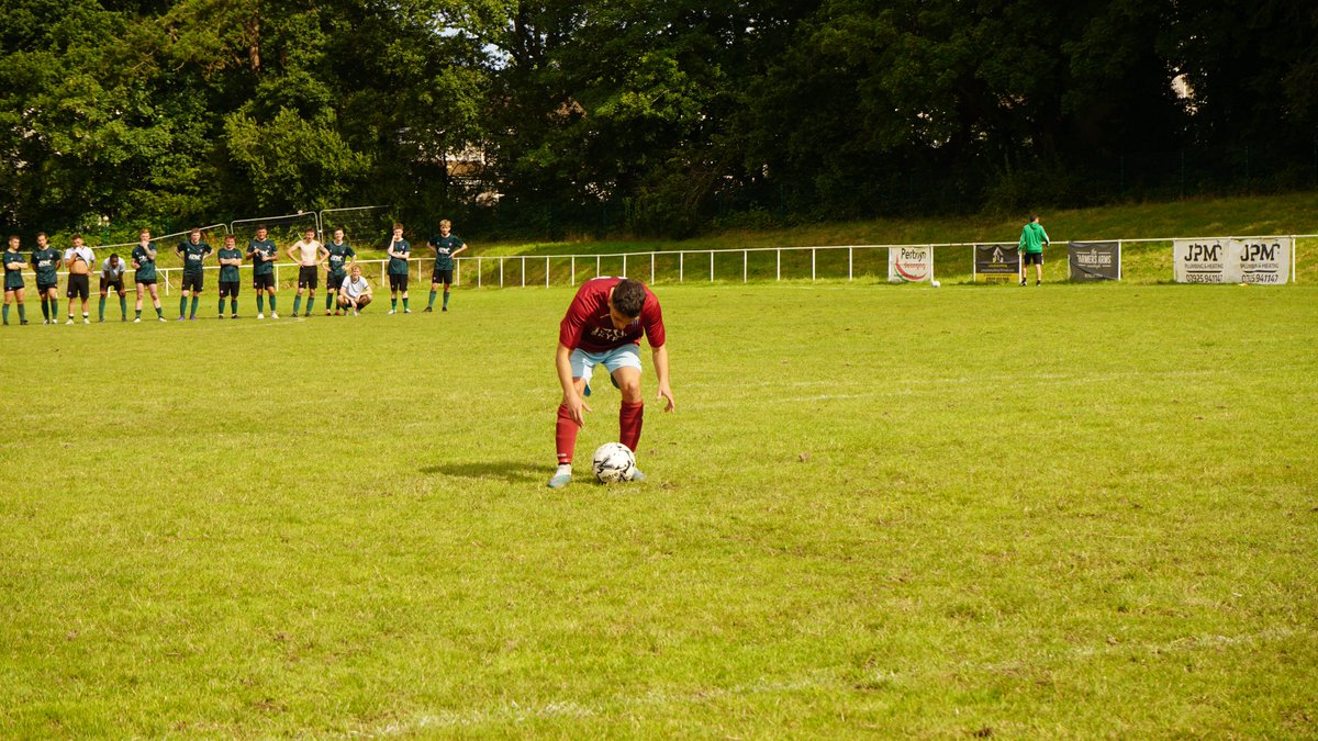 Waunarlwydd Galaxy AFC tweet media