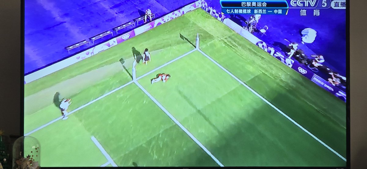 Watching Rugby Sevens China vs New Zealand (current world #1)
China just landed its first touch down. Live score 5 : 29😅