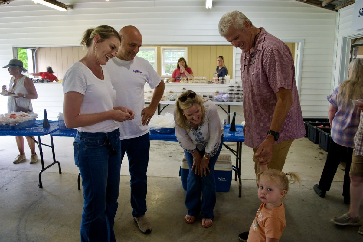 Courtney Johnston tweet media