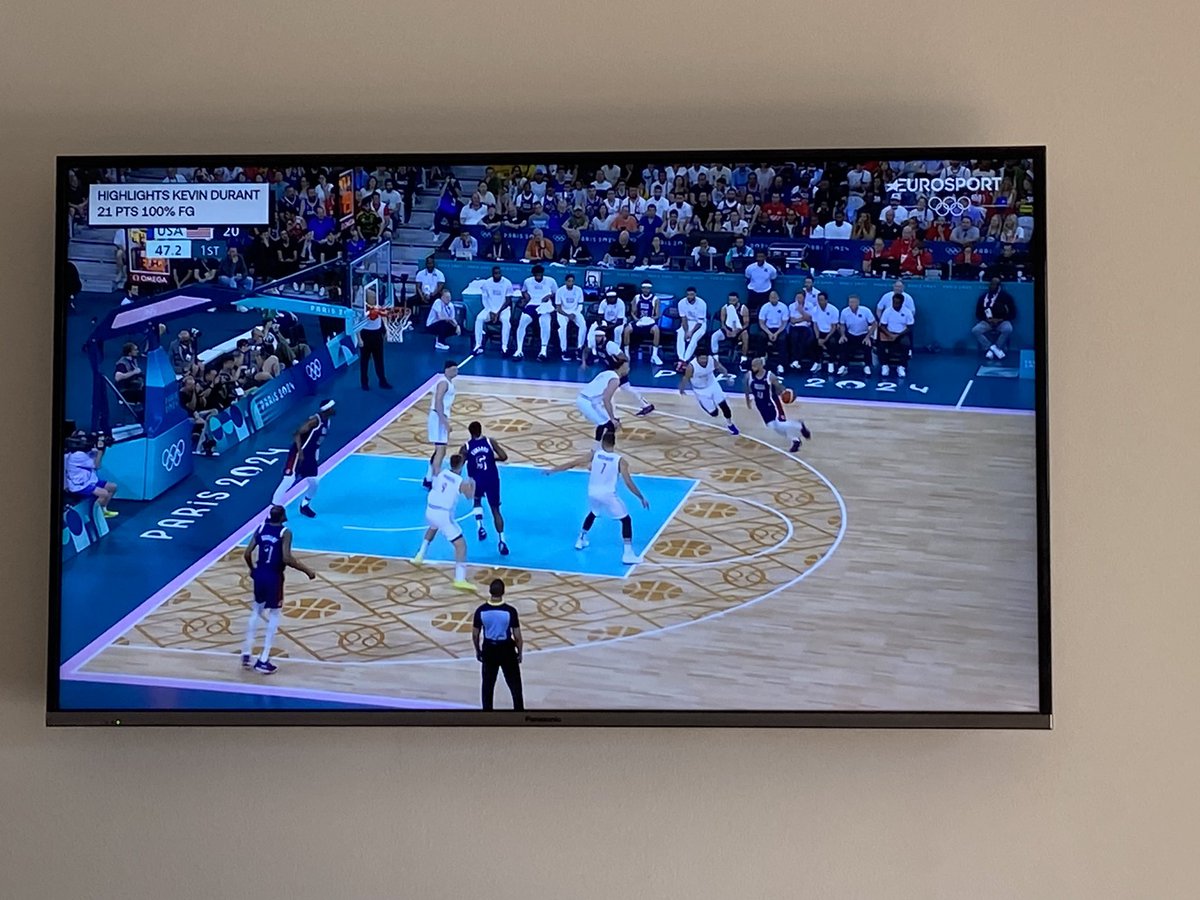 Watching my first basketball action of the 2024 Olympics… and I still believe in a different dimension, Danish handball would absolutely dominating this sport.

Let alone Mikkel Hansen, Simon Pytlick, Mathias Gidsel, Rasmus Lauge, Thomas Arnoldsen, any skill position player with