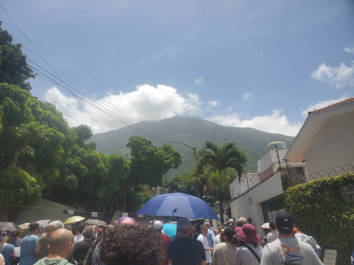 barcenasluis's tweet photo. La mejor escenografía..
Por siempre, y para siempre. https://t.co/FR6HVlJ1a1