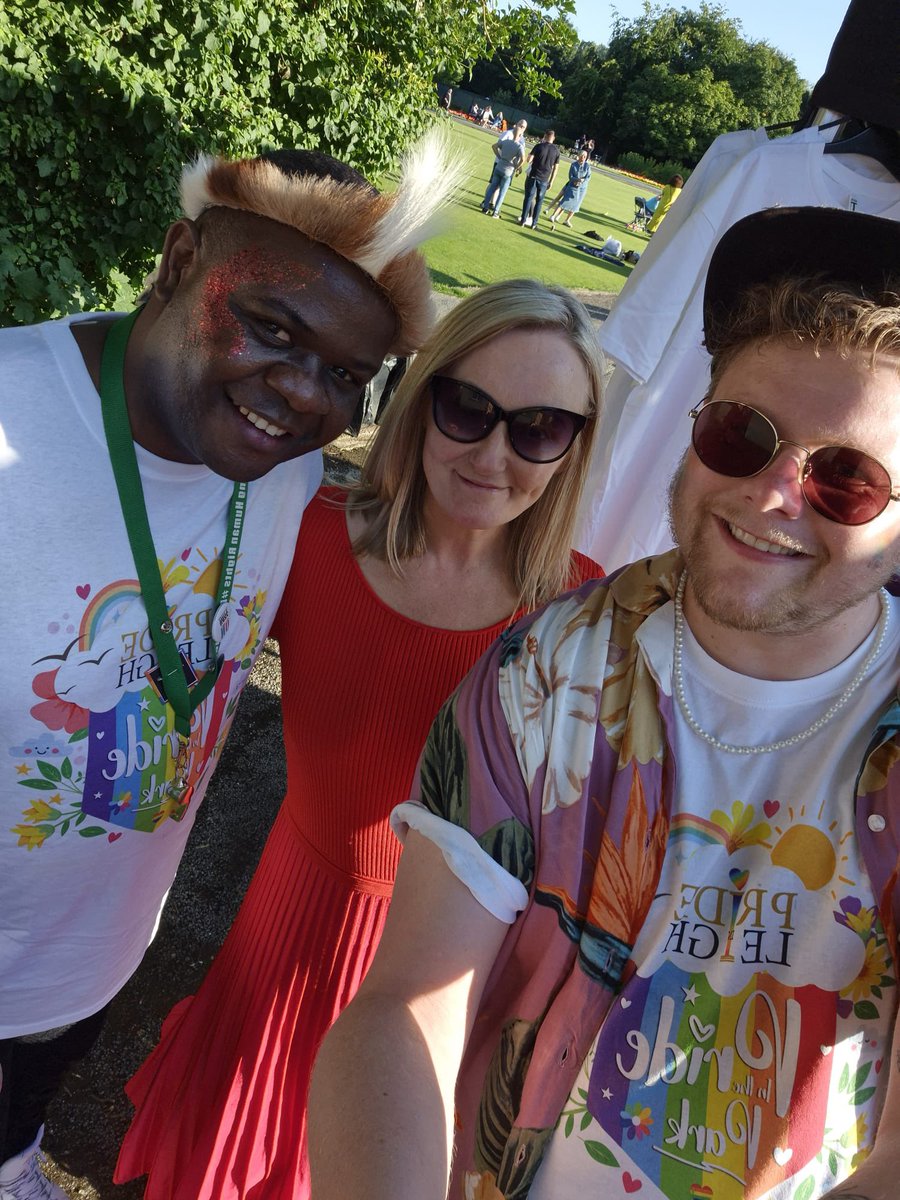 JoPlattLeigh's tweet photo. Another fantastic weekend with the annual @PrideInLeigh event, now in its fourth year! Spending time with friends is always the best part. Huge thanks to everyone who makes this event possible. #PrideIsForEveryone #LoveIsLove #EqualityForAll #LGBTQ+
#LoveIsLove 🏳️🌈 https://t.co/a7dcfageI2
