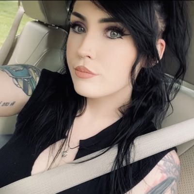 thekillingjar_'s tweet photo. #NewProfilePic https://t.co/axOzXkOzCo