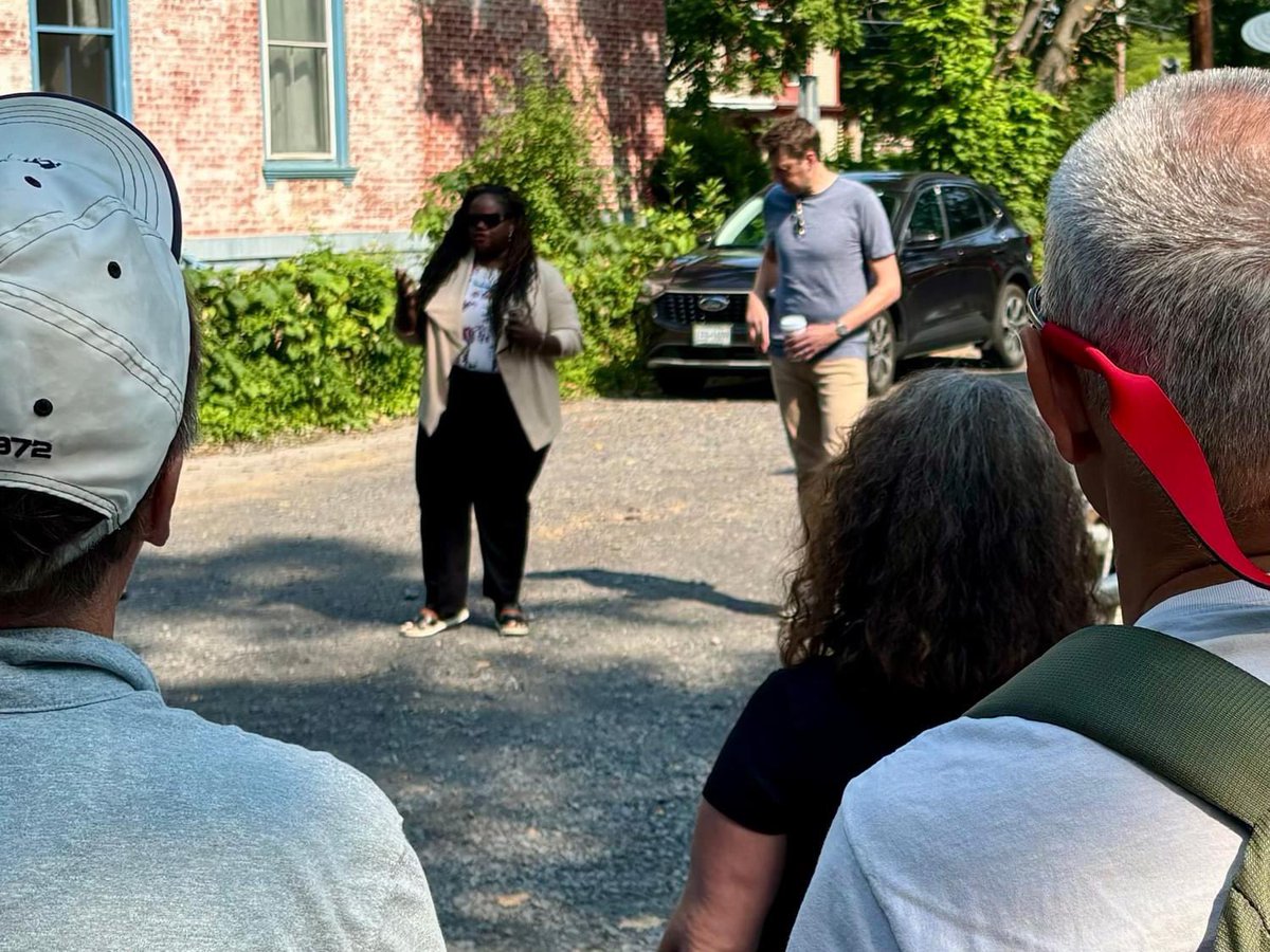 It was great to see so many volunteers out knocking on doors for our 100 Days Out Weekend of Action! Tompkins County is ready to win this thing!