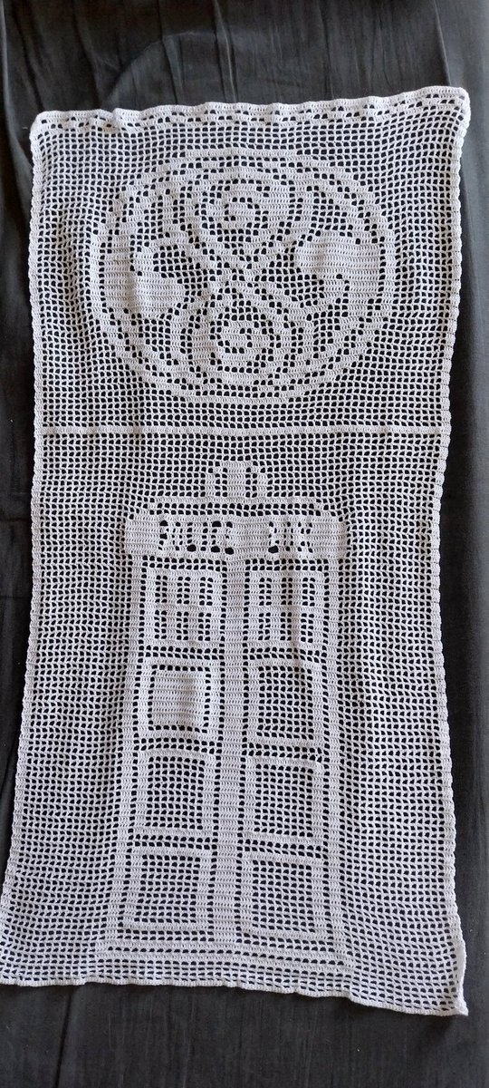 yeles's tweet image. All done #nerdcraft #whovian #crochet