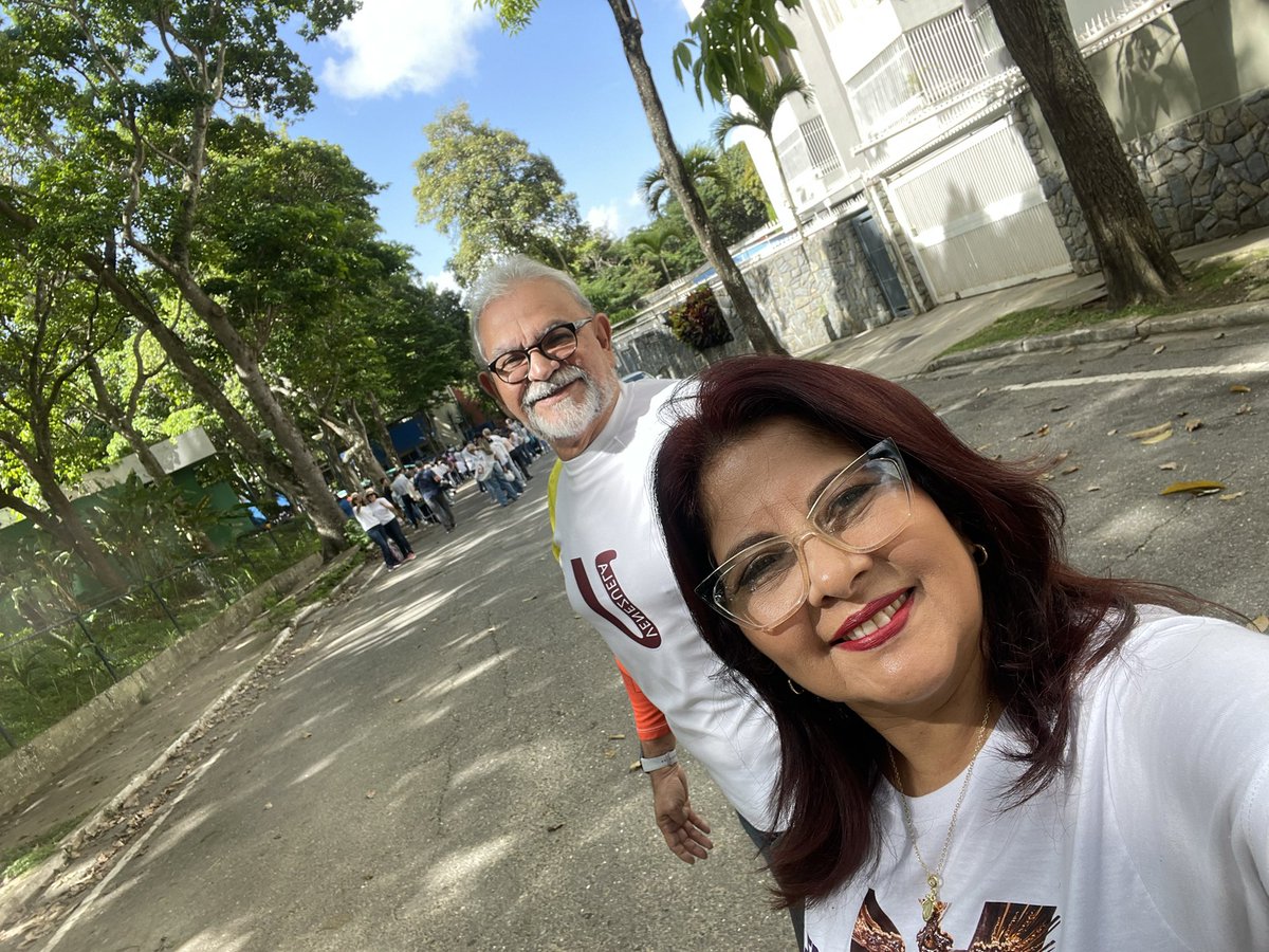 Listo nuestro voto. Hoy 28/07/2024 cumplimos con nuestro deber democrático. No dejes de participar en nuestra fiesta democrática. Vota.