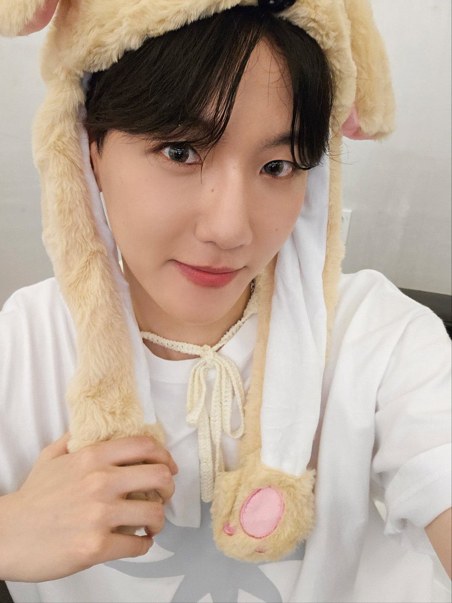 babyjun tweet media