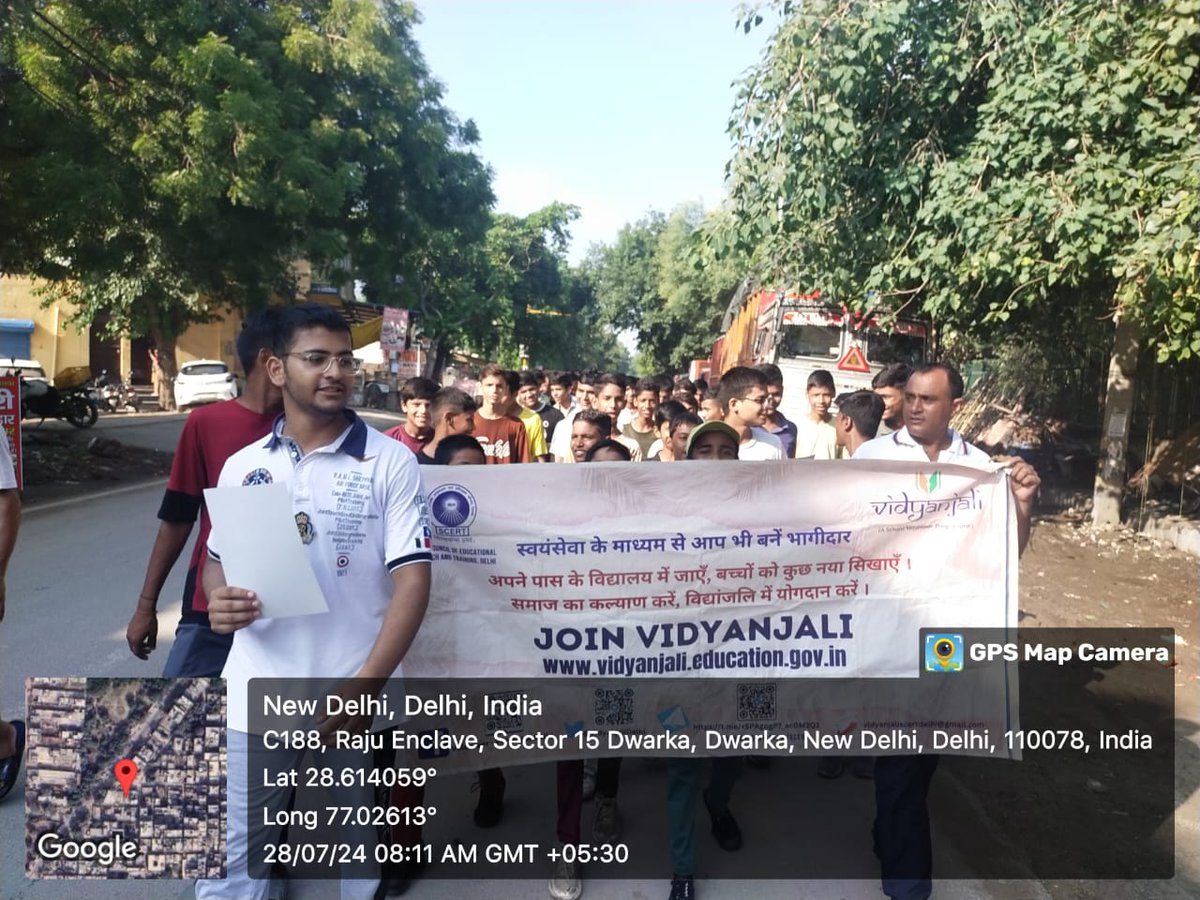 "SV Kakrola organized Vidyanjali community awareness and involvement program today (28/07/2024) with the support of students, NCC cadets, teachers, SMC members, and community members (Volunteer Bano Abhiyan)."
<a href="/Dir_Education/">DIRECTORATE OF EDUCATION Delhi</a> , <a href="/Sumanisyadav/">Suman Yadav</a> , <a href="/Sumanisyadav/">Suman Yadav</a> , <a href="/dilli_shiksha/">Dilli Shiksha</a>