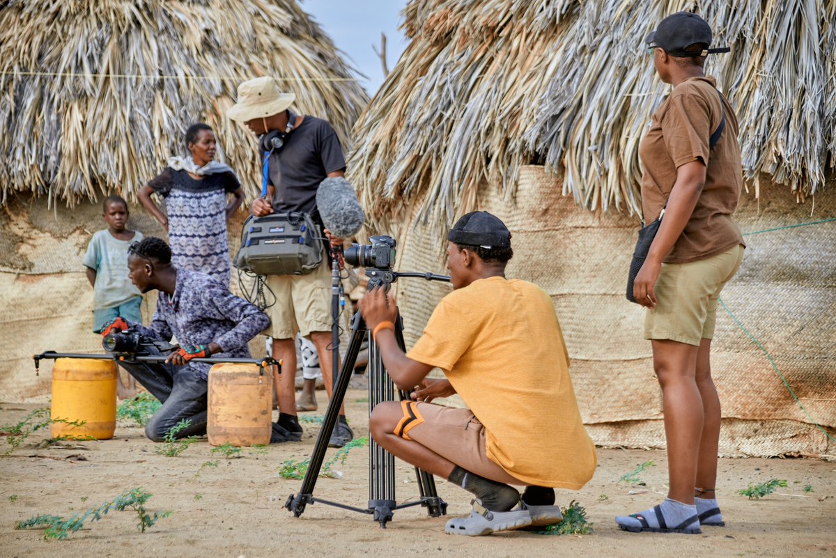 Heritium's tweet photo. Spending more than a week on set to produce a film about climate change is an effective way to inform people worldwide about the current and potential future impacts of climate change.
@UNEP @Refugees @BBCWorld @SoundForLife0 https://t.co/XWgjCSF0Xw