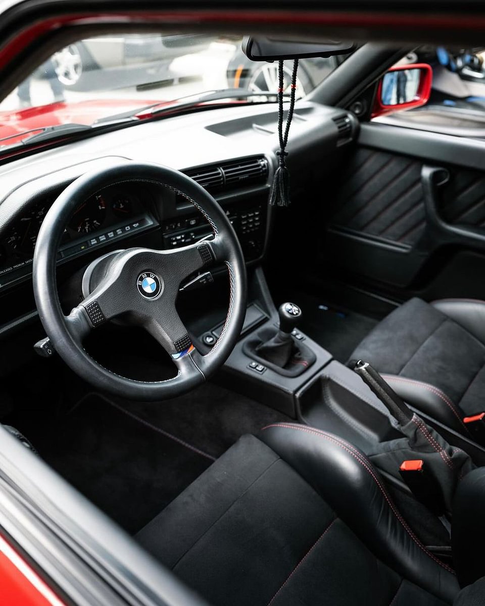 ExoticBMW's tweet photo. BMW E30 M3 🥀 https://t.co/8hPaIORwuy