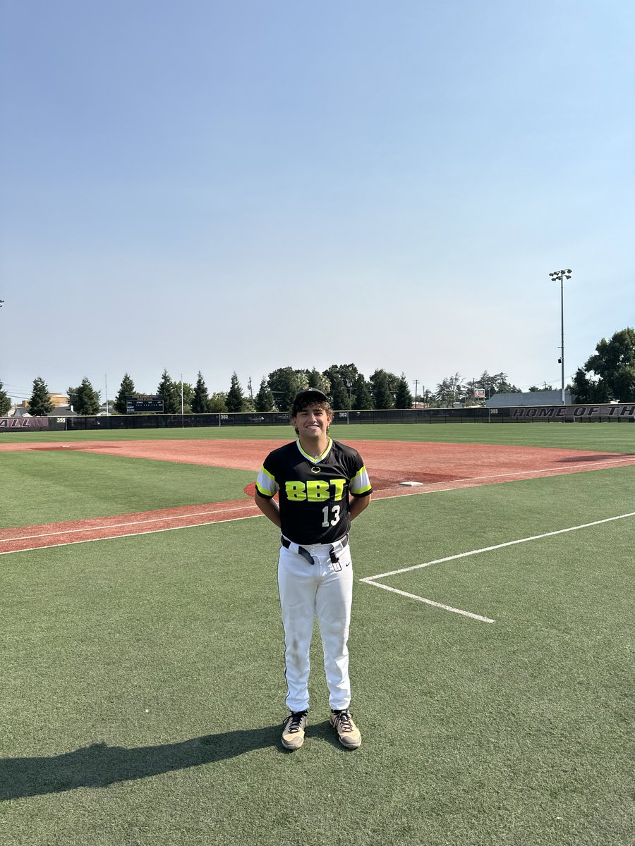 FiveToolCA's tweet image. F: @Betterbaseball1 17U 11, DKB 17U 1
PoG: @NolanRossi1213 1-2, 3B, RBI