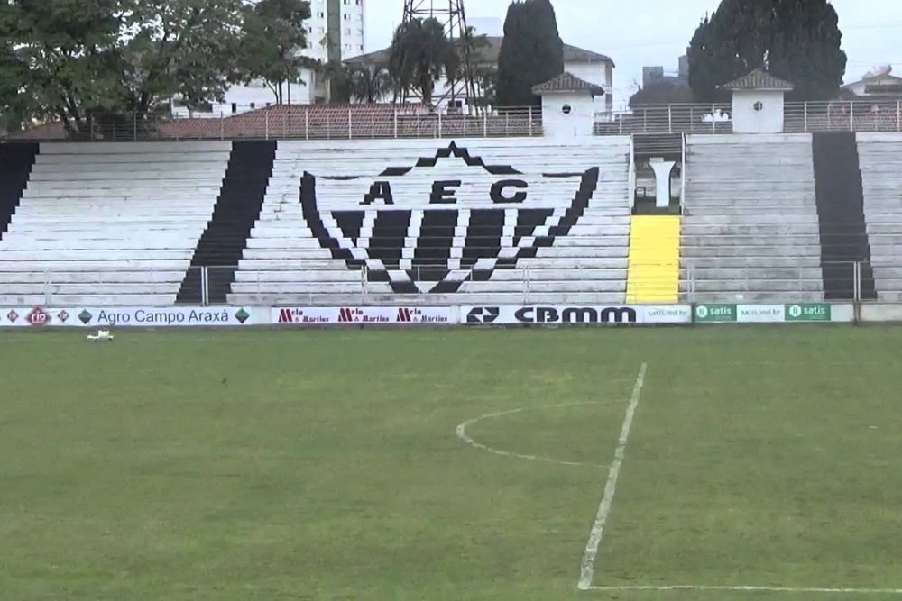 chrisjilvan's tweet photo. Campeão e vice sobem p/ o #MóduloII 2025 nas vagas dos rebaixados @TupiFC1912 de #JuizdeFora e o @BoaEsporteClub_, que deixou #Varginha e voltou p/ #Ituiutaba. Dos atuais participantes, o @AraxaEsporte_Of é o recordista geral. O Ganso tem cinco taças na própria @SegundonaMG (+) https://t.co/WWLYmXGty5