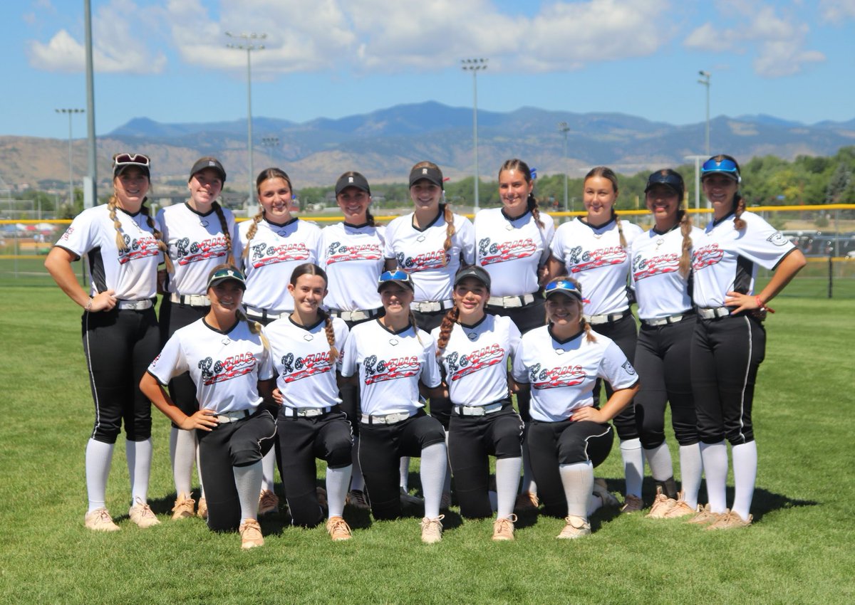daphnerogers00's tweet photo. That’s a wrap for Summer 2024! Led my team in BA (.486), hits, RBI, SLG (.743) and HR’s. So excited to get started again💚🖤 @ROGUEFC_Fraley @CoachKayeAZ @AZinthecircle @CoastRecruits @CoastRecruitsSB https://t.co/EITx07MQ55