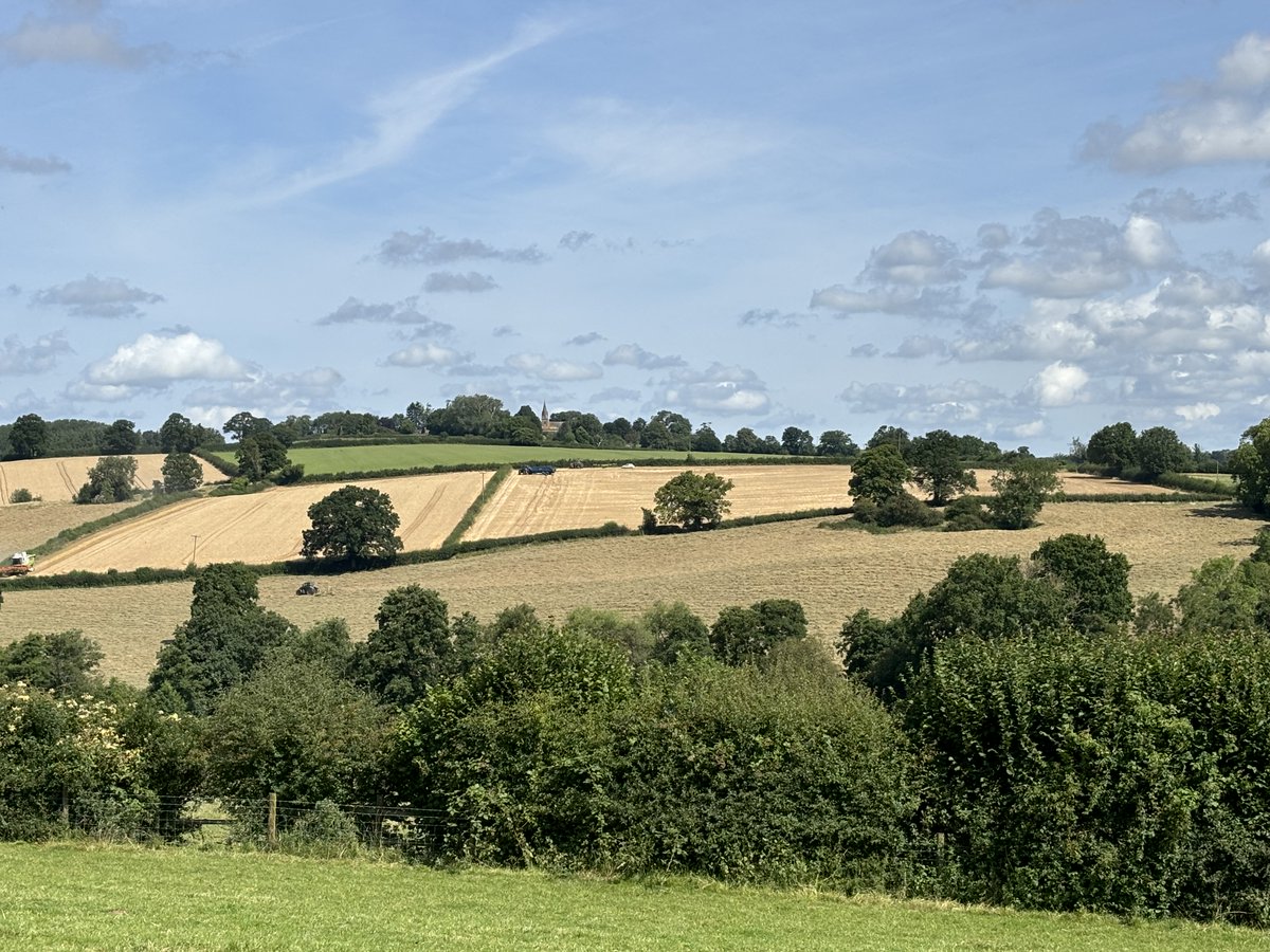 2DogsAwning's tweet photo. Day 210 of my #walk2024mileschallenge supporting @trusselltrust a 15 mile circuit today from Bromyard CAMC @candmclub #stopukhunger #charitywalk https://t.co/gXvs5MrkGQ