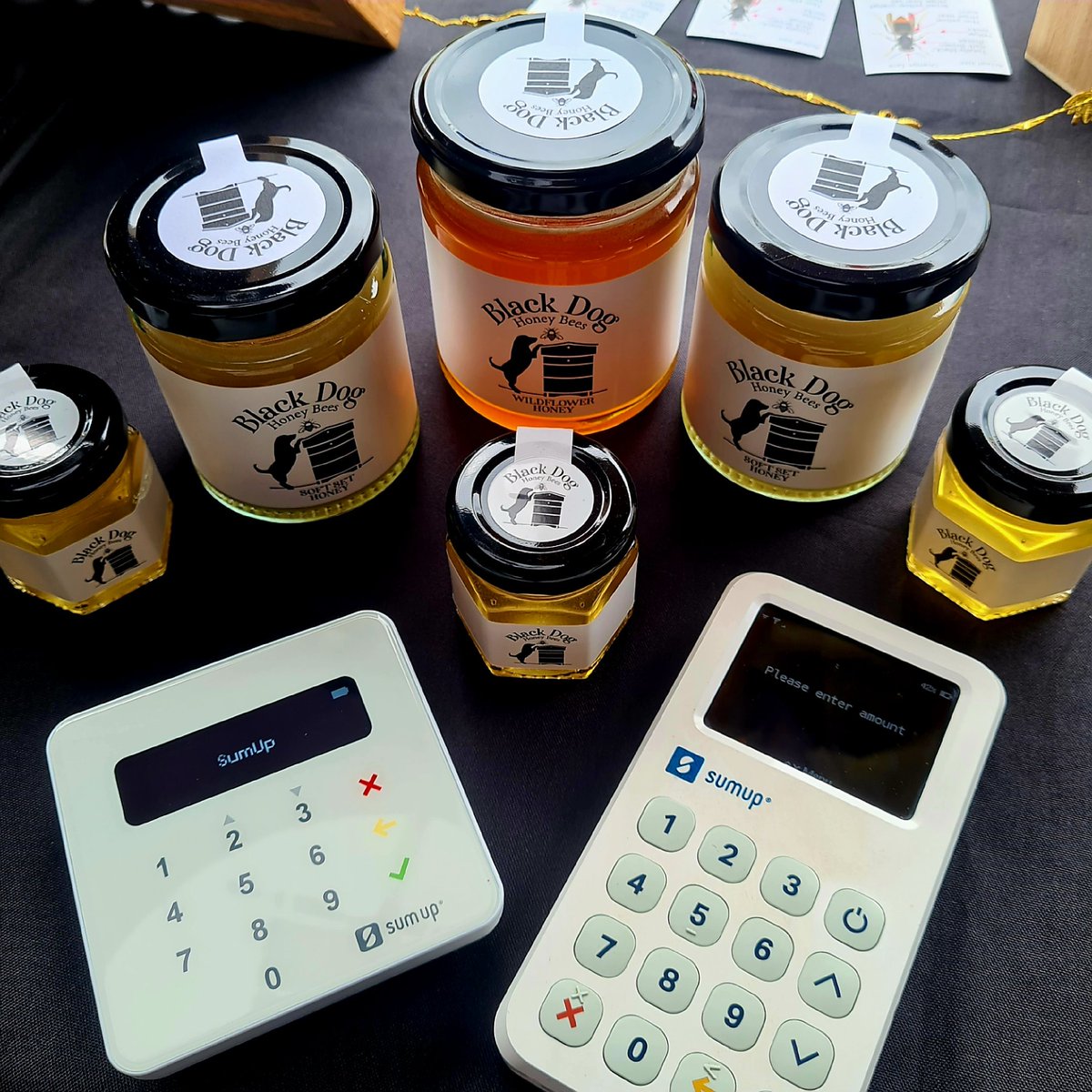 BlackDogHoney's tweet image. To #SumUp, we have had a fantastic day at the @TotnesShow

Not only have we gained some wonderful new customers, we have a new farm site to visit, and from today, our honey is available in Bridgetown Stores Totnes 🐝

Thank you, #Totnes ❤️

#BlackDogHoneyBees 🐝
#Plymouth #Honey