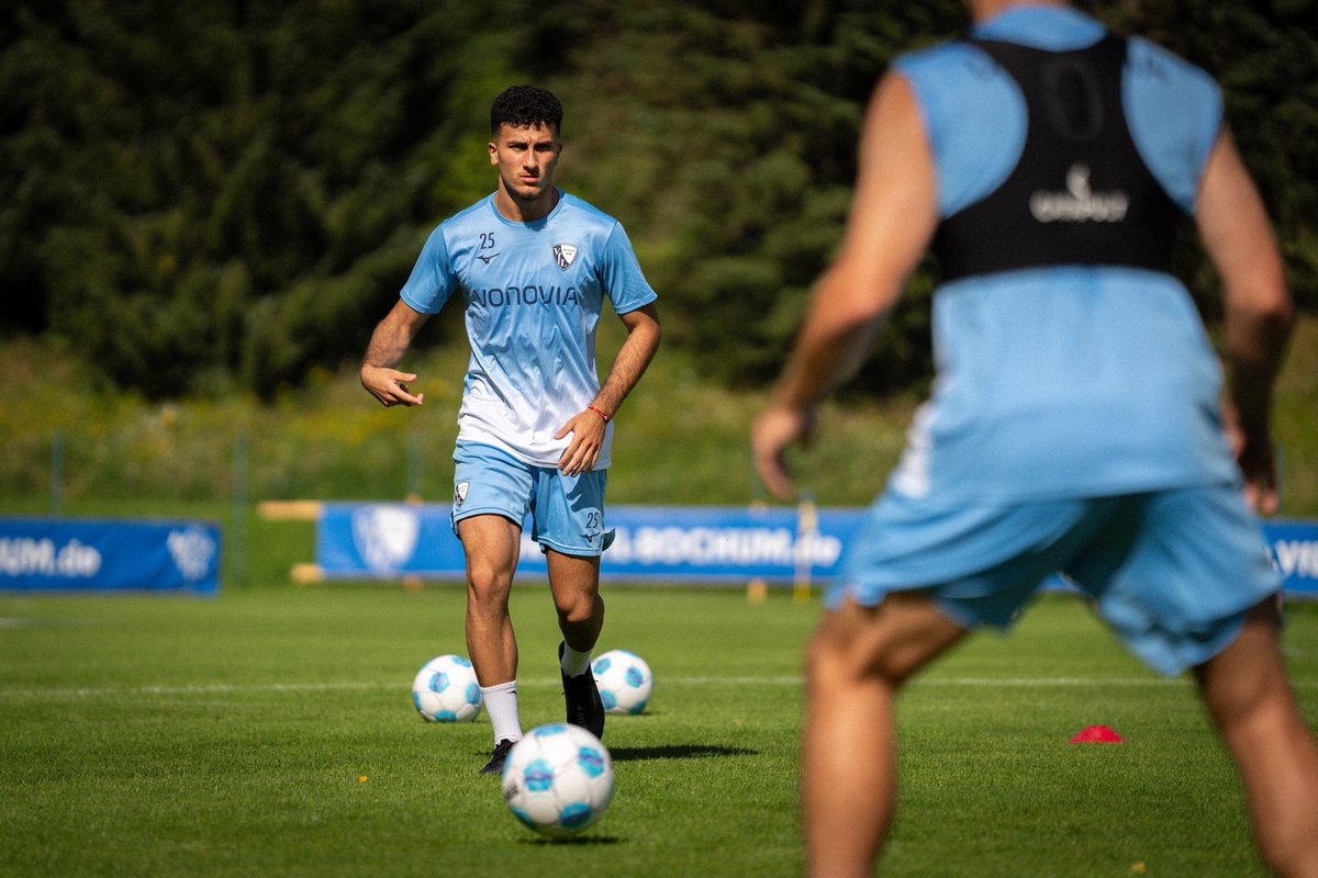 VfLBochum1848EN's tweet photo. Mo #Tolba is back in first team training! So good to see!

#VfLinBruneck https://t.co/bpP6jPO4Rv