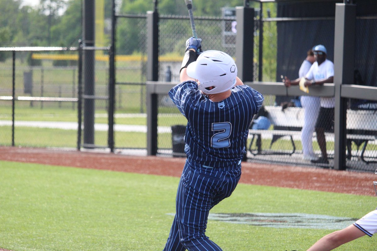 CarterHenke02's tweet image. Had another great year with @2026ShowMeElite. We finished with a 25-7-1 record and these are my stats for the summer
AVG-400
30 hits
7 doubles
2 triples
25 RBIs 
OBS- 1.030
26 runs
Fielding- .995
TC- 114
@ToltonAthletics @Tre10__