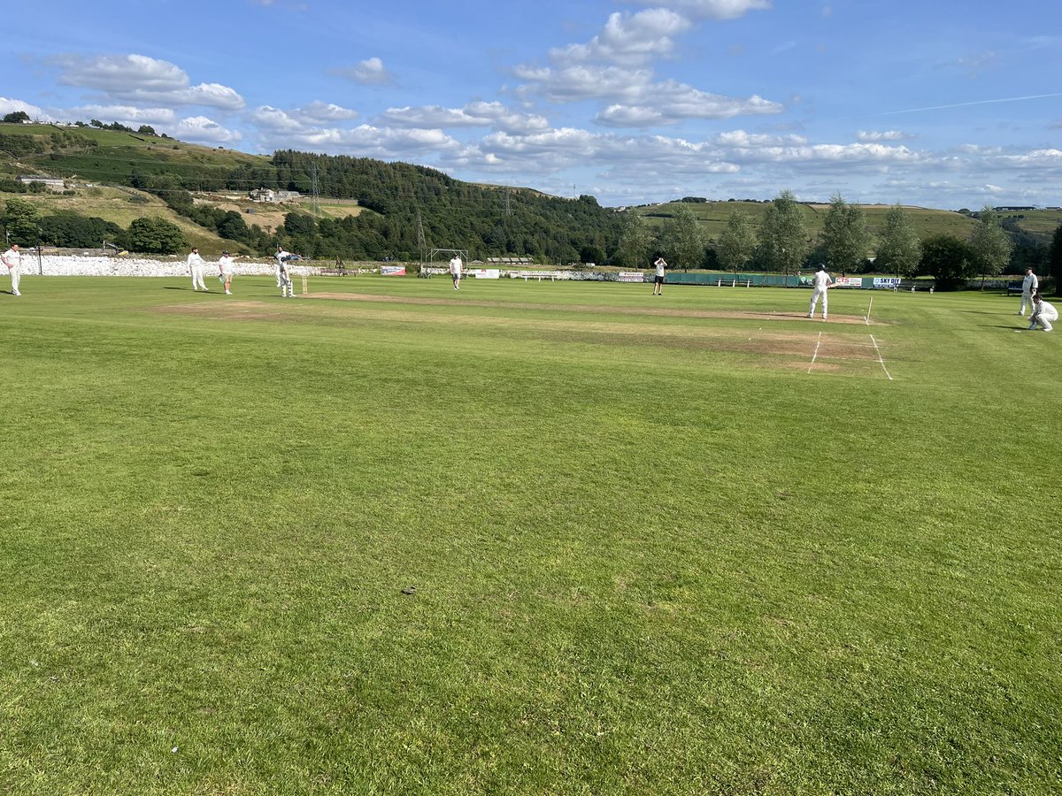 LowMoorHTCC's tweet photo. A very special day for Low Moor as 3 fathers got to play with their children at @BradshawCC. Jenks with Ryan/Maddie, Gelds with Riley/Taylor and Phil with Noah. Great memories made again. Thanks to Bradshaw for the spirit in which the game was played today. https://t.co/1vr8dvqLnF