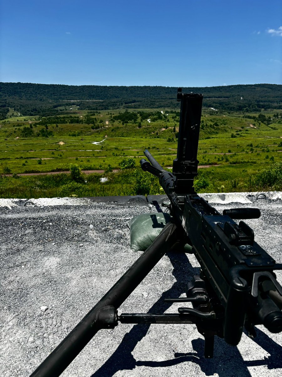 ImSteeloGreen's tweet image. In the lab. #M2 #MaDeuce