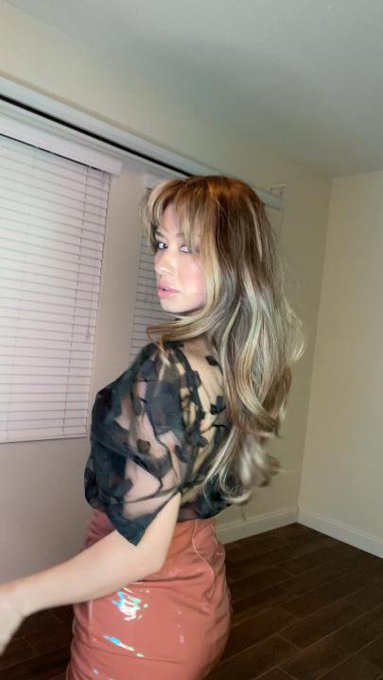 I just sold a video on #realloyalfans. Take a look here: https://t.co/JinMhphTup https://t.co/9o8uWF<a href="/tag/realloyalfans"class="tags">#realloyalfans</a>