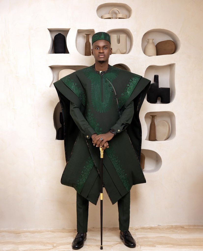 Ife_excell's tweet photo. Time to use this app effectively
My friend is in the big brother Naija house!!!
#BBNaijaS9 #TeamAction #NoActionNoParty #ActionBen #TeamBeTa #ReadySetAction #BBNaija #BBNaijatheBuzz
ANYI APUO🚀🚀🚀🚀🚀 https://t.co/IGbyOxhhkW