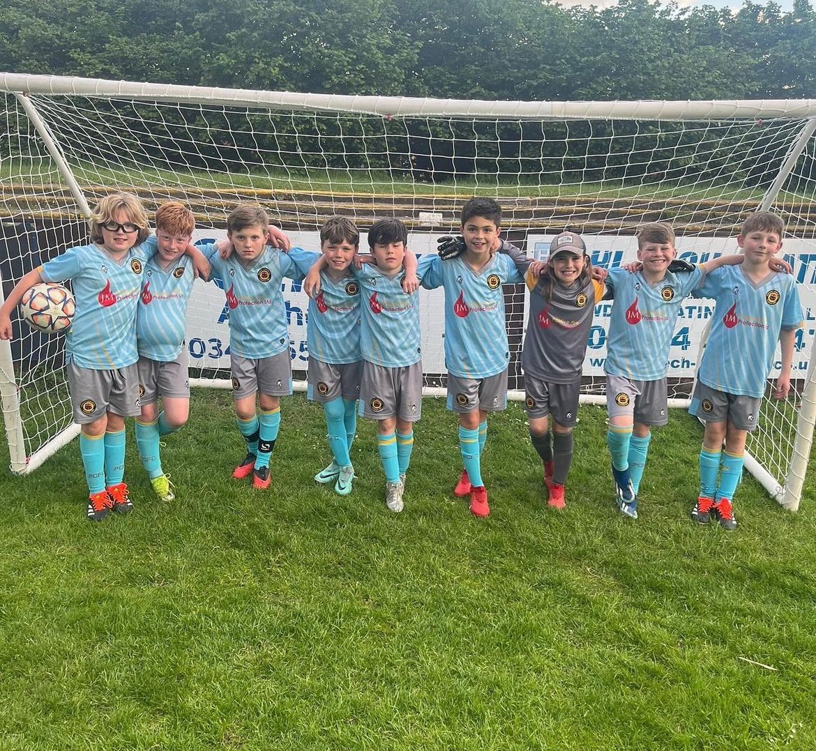 No time for photos so this is an old one. Summer league finished and we got from it what we needed, new players blended more practice at 9v9 and as always staying original. The OGs cables ⚫️🟡⚽️💙👏🏼 <a href="/CablesJFC/">PrescotCablesJFC</a>