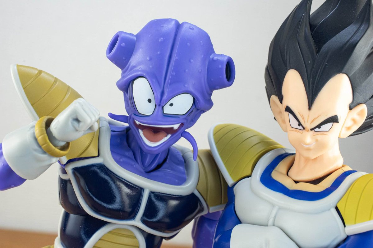 BlackBBCgoku's tweet image. i redrew this cui vegeta figure still #DragonBall #vegeta #cui #ドラゴンボール