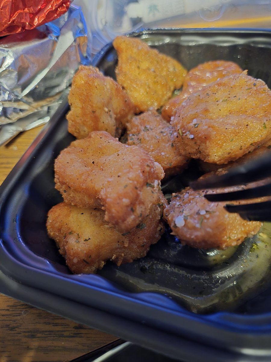 CPUGuy_'s tweet photo. @Wendys  so third time and probably last time. Saucy Nuggs? WHERES THE SAUCE??? https://t.co/e0DqTawbOB