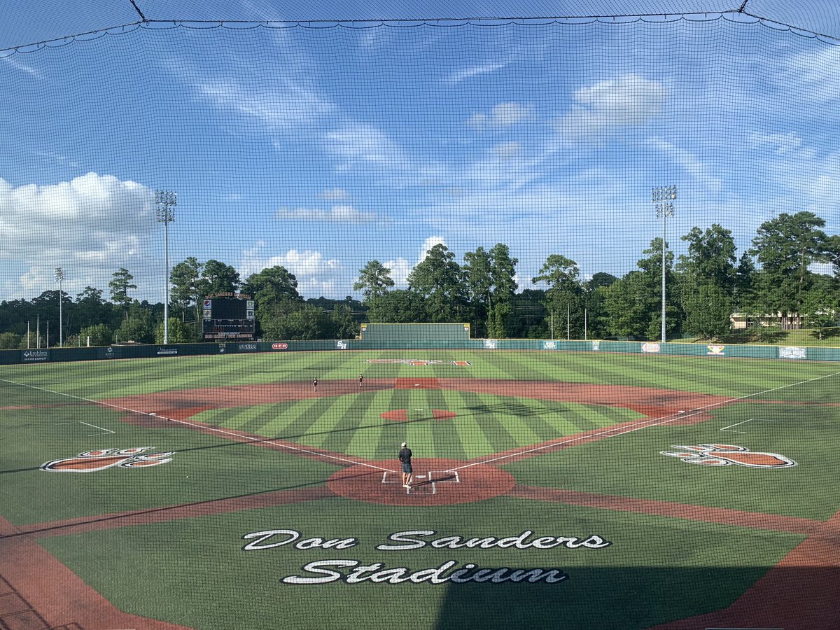 RBIbaseballTx's tweet photo. That’s it from Don Sanders Stadium @ Sam Houston State! Thank you to all the players, coaches, and fans for another great weekend of baseball! https://t.co/KWckOgUbjz