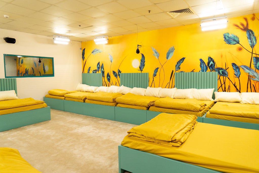 Dhavidote's tweet photo. The bedrooms for this #BBNaija season is the best so far https://t.co/v2OXlMFgRU