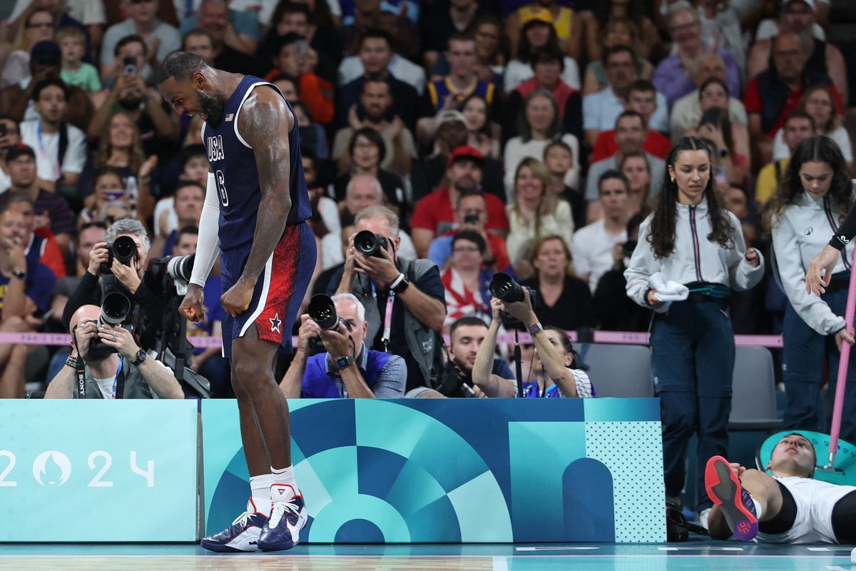 ComplexSports's tweet image. Guard LeBron at the Olympics they said

It’ll be great they said

A dream come true they said

🥴