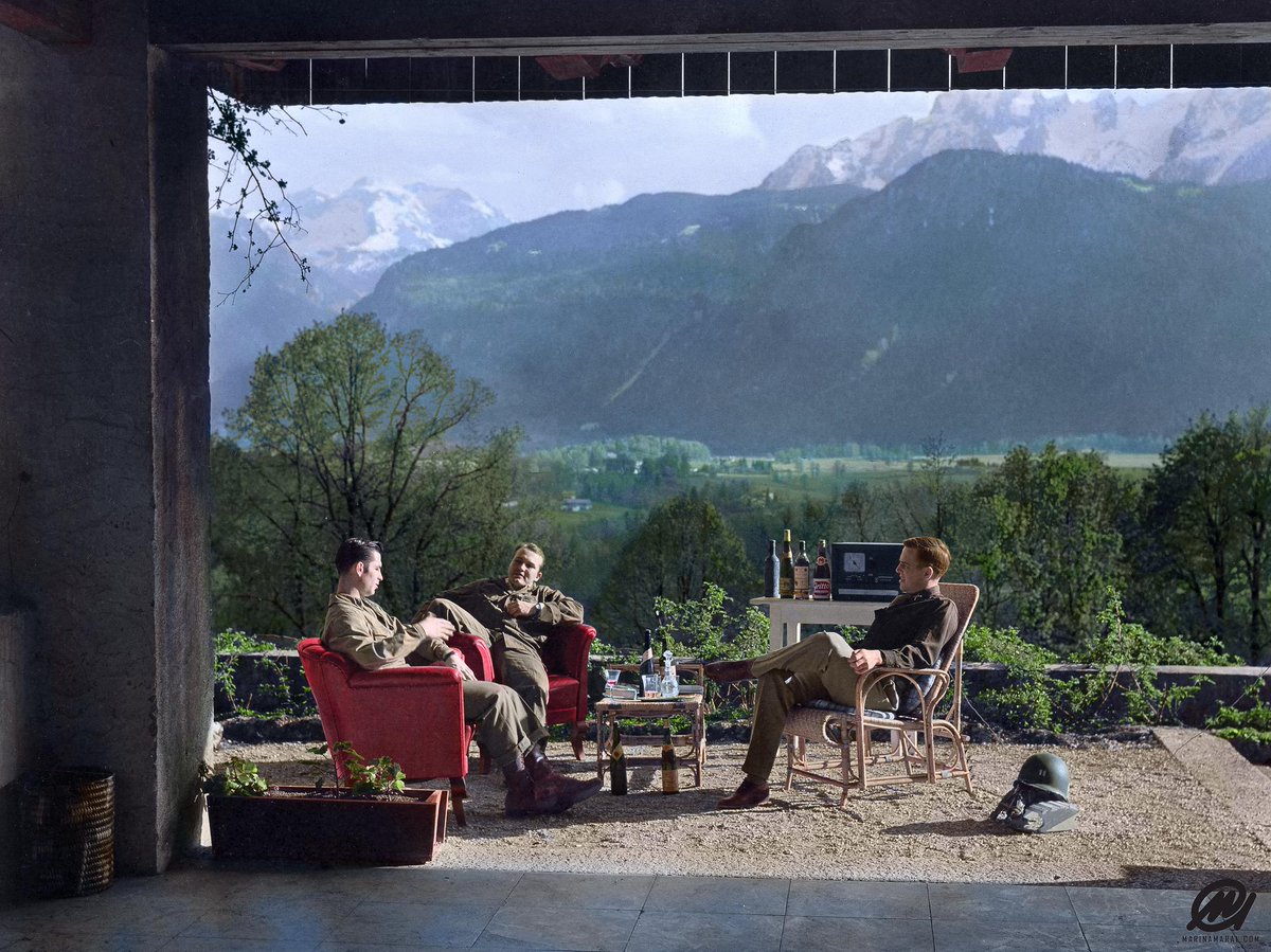 timecaptales's tweet photo. 8. U.S. paratroopers of Easy Company at Berghof, Adolf Hitler's home in the Bavarian Alps, 1945. https://t.co/4u9dMz9Xf4