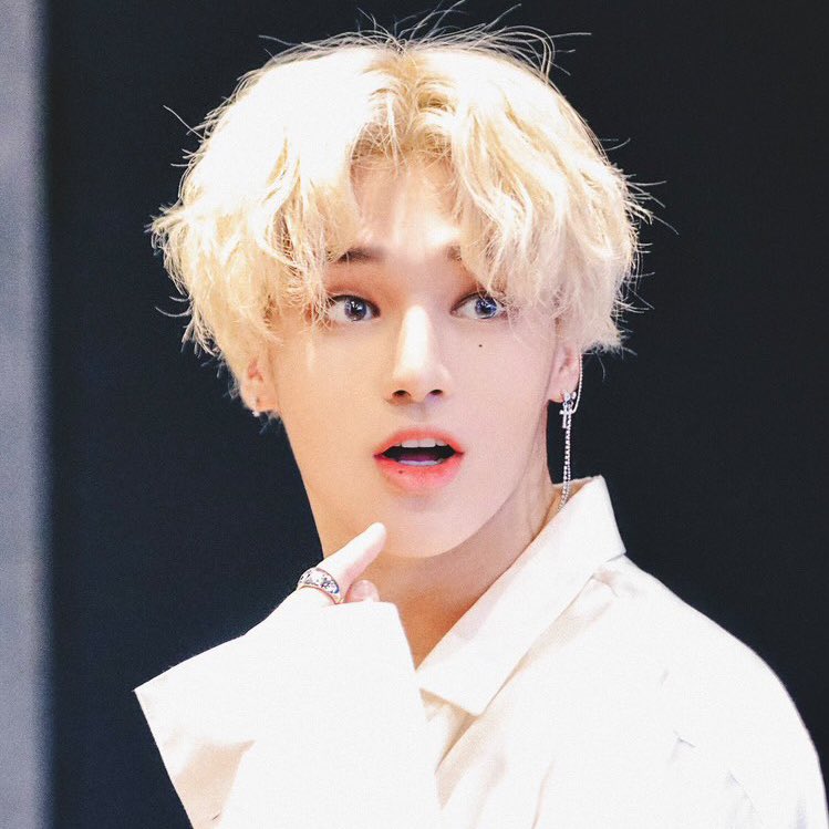 hxx7ln's tweet photo. 우영님  요때 머리 꼬옥 다시말아줬음조켄네... https://t.co/3ALVSgX7Hm