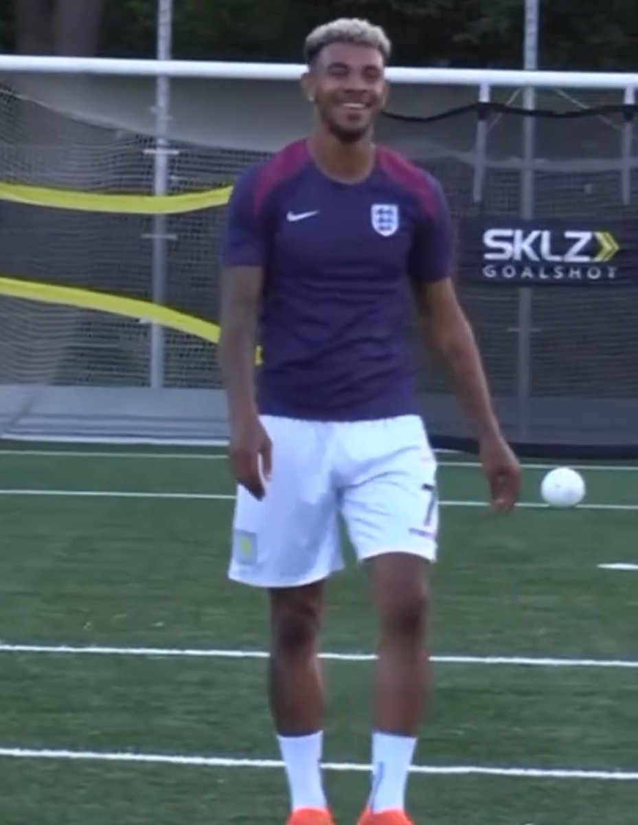 villareport tweet media