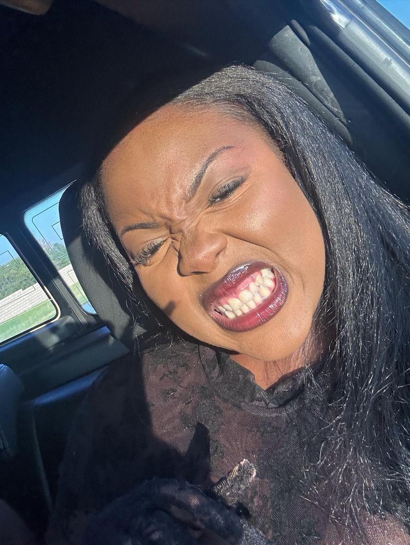 jodakgosi's tweet photo. Hi everyone. I'm Joda Kgosi. I am a singer. Please stream my new single. It's not doing really well rn (boo hoo). It's called For Real and you might like it. Get into it. I am BEGGING. PWETTY PLEASE  https://t.co/TtYVESk0Wn https://t.co/zEkI5BV1rk