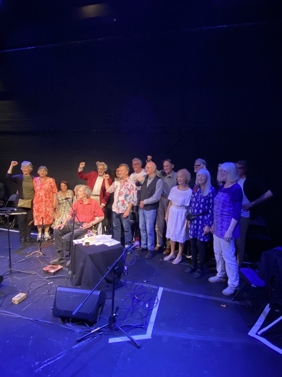 Leon Rosselson’s 90th Birthday Bash at the <a href="/QuestorsTheatre/">The Questors Theatre</a>. A solidarity power fist for Leon. What a concert!