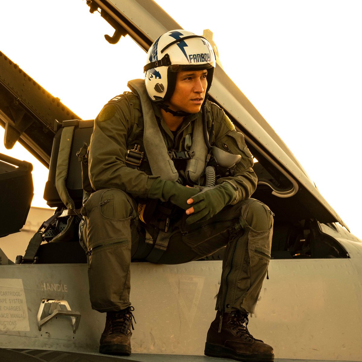 FilmUpdates's tweet photo. Danny Ramirez on the possibility of reuniting with ‘TOP GUN: MAVERICK’ co-star Glen Powell in a future project:

“There’s many ideas, many things floating around.”

(via @THR) https://t.co/G2KfXcDNSz