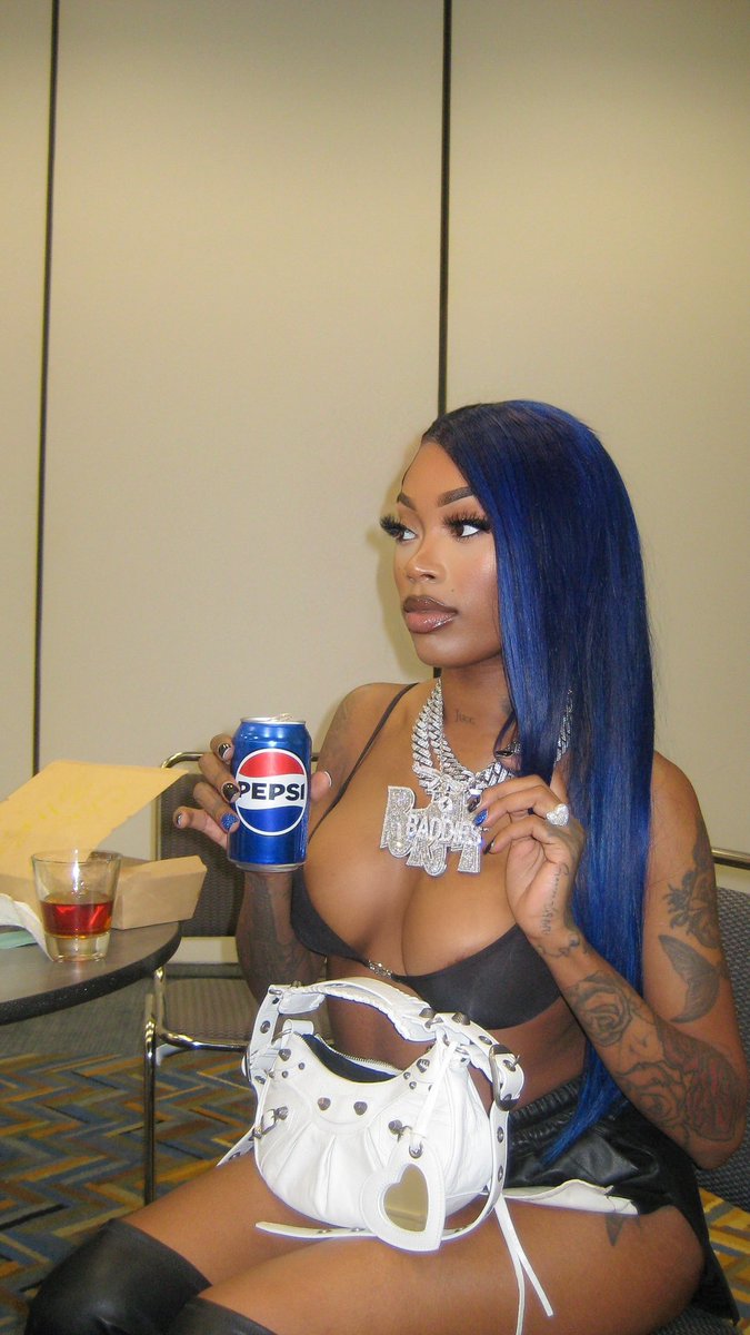 ASIAN DOLL 🧚🏾‍♀️ tweet media