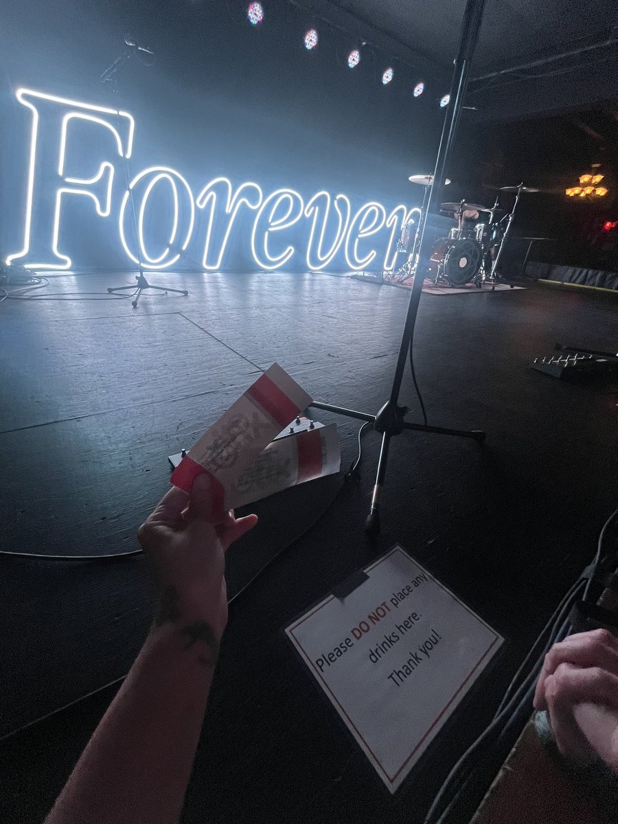 Savannah_Tay1's tweet photo. Lil preview ☠️ #AllTimeLowForever #TheRave https://t.co/gQlE94Mh1h