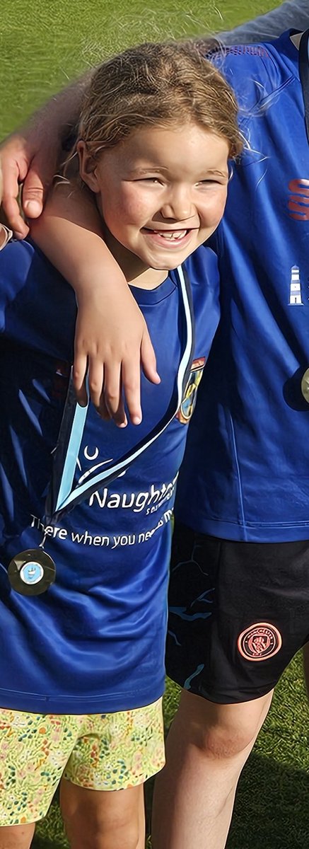 H84Caz's tweet photo. @SMagdalens Sophie has had a busy first week of the school holidays, coming 3rd in her cricket tournament and getting Gymnast of the month 🤸‍♀️🏏 https://t.co/NaveIHj4em