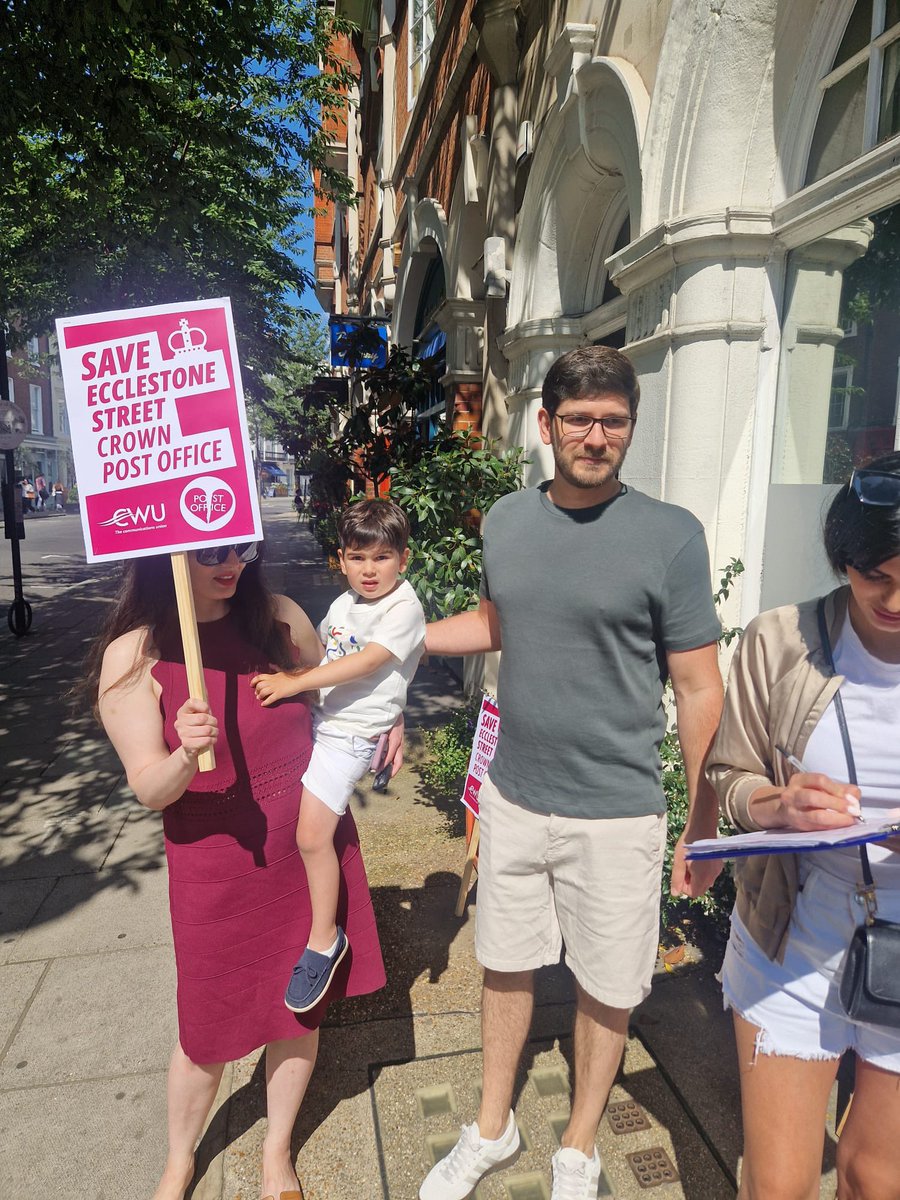 MoleMeade's tweet image. Great people defending Ecclestone street Crown Post Office. Thanks to all. The post office must listen to its communities. All the political parties, your customers and the fantastic staff. Not want what you’re proposing. Time to read the governments manifesto.