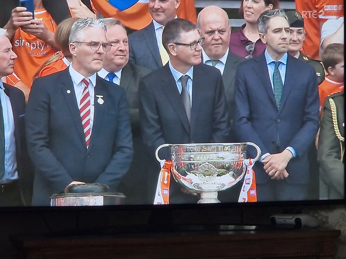 Keep politics out of sport! This covid bedwetting tramp shouldn't have been near it! <a href="/SimonHarrisTD/">Simon Harris TD</a> #allirelandfinal