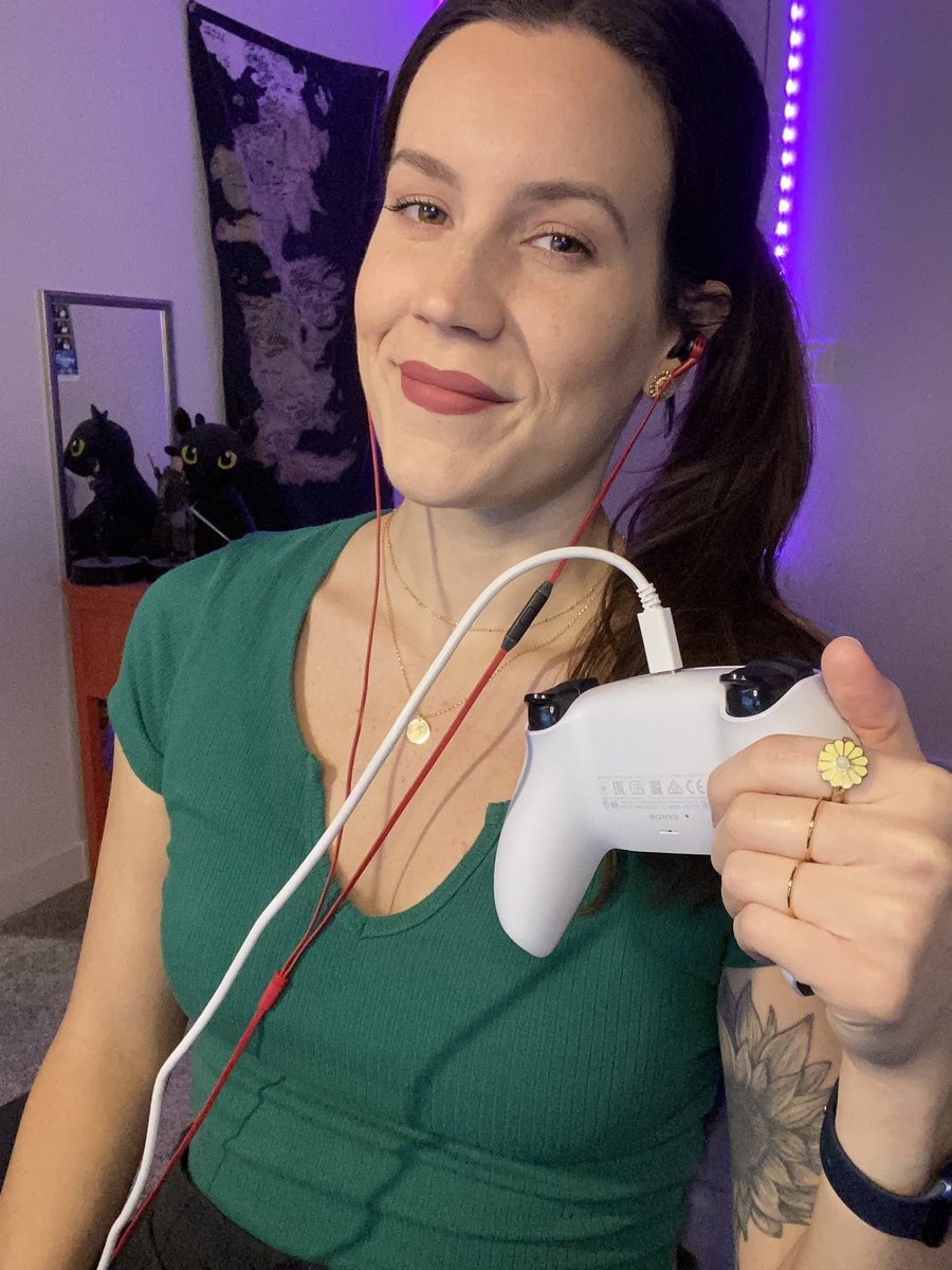 samXfun's tweet photo. Trying to finish RE0 right now https://t.co/JUzwdMK6mM https://t.co/WdRtPDR0WQ