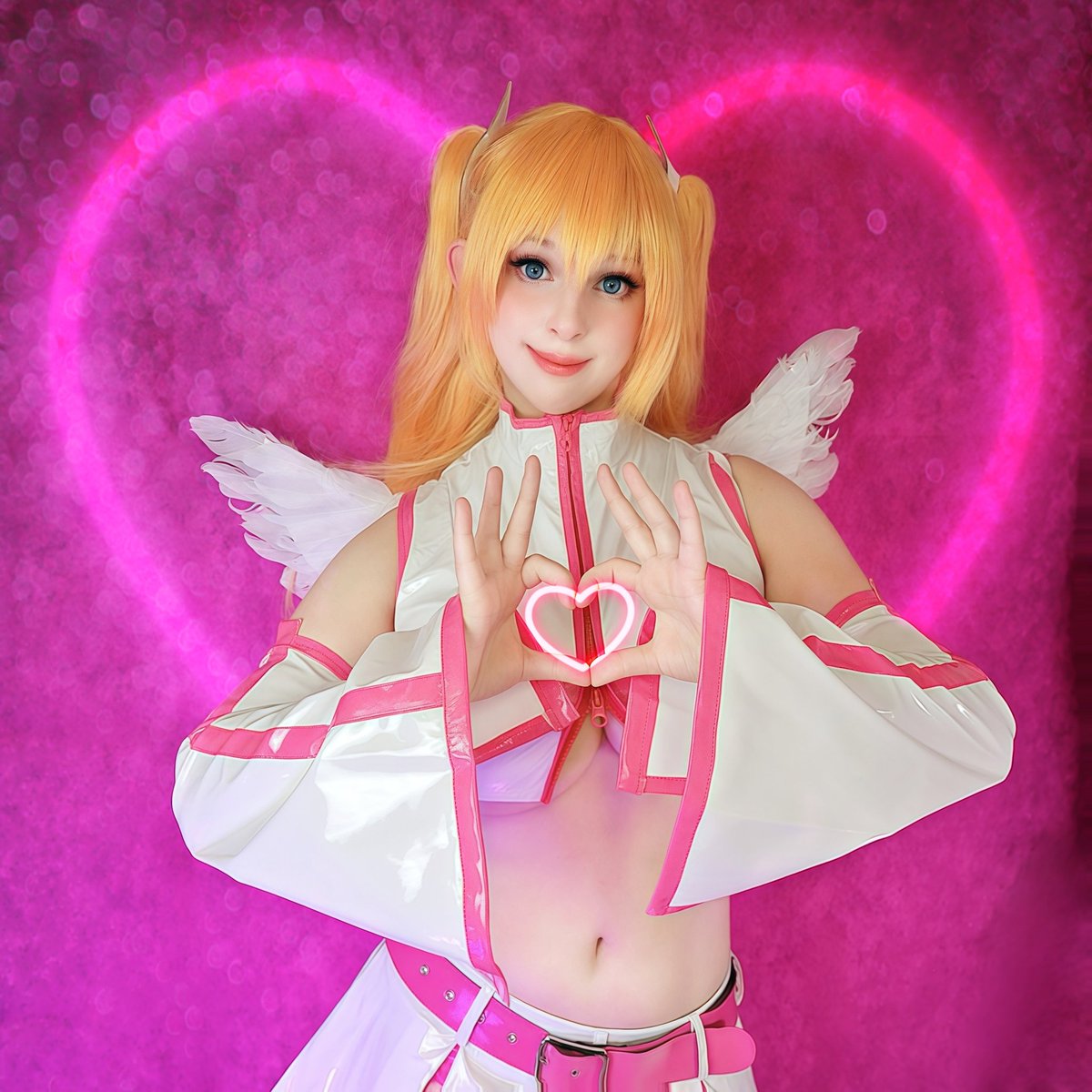 Natti_Cosplay's tweet photo. 🩷🪽"When people see my cosplay, I want them to think that their favourite character actually exists!" 🩷🪽

Have a super awesome great evening! And have a wonderful start into the new week tomorrow!!! 
Your angel is cheering you on! 🫶✨️🍀✌🏻😁

#25dimensionalseductioncosplay https://t.co/Q5UqNmUAEF