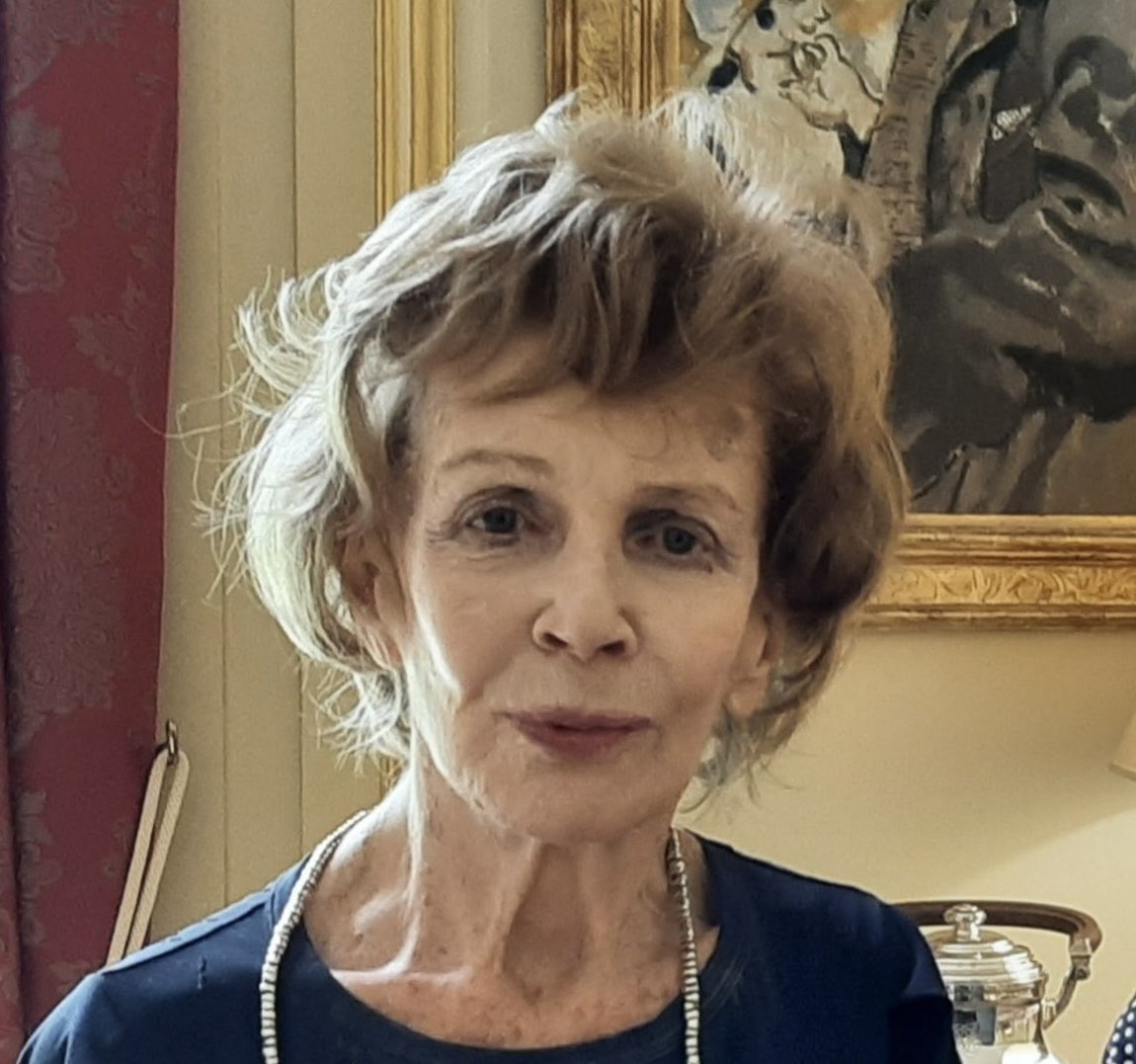 MinColonna's tweet photo. This is a very sad news.
I had the privilege to enjoy wonderful private moments with Edna O’Brien while ambassador in London. My condolences to her family.

Une grande dame de la littérature et une combattante s’éteint. Commandeur des Arts et Lettres.

https://t.co/lIIctWcE24 https://t.co/sEBL5SuTIh