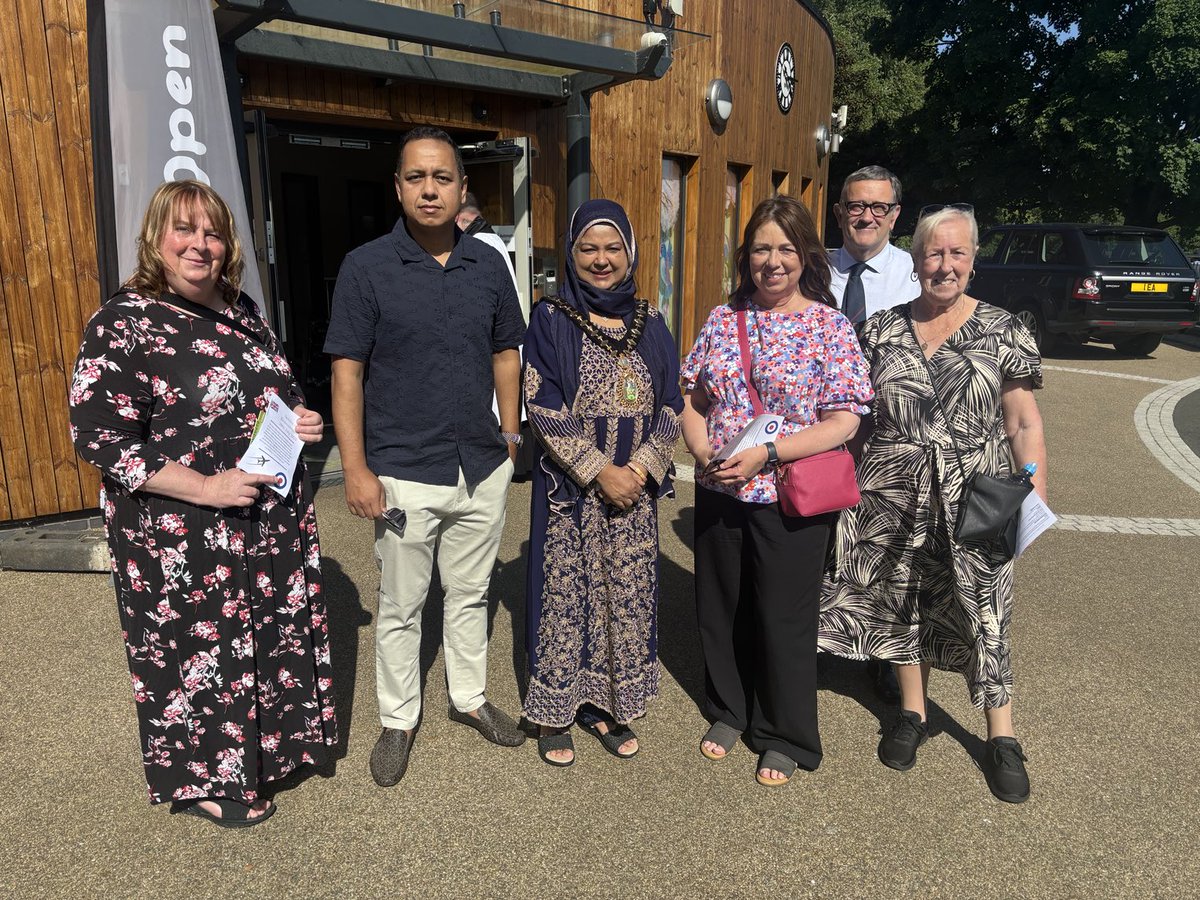 Kerrie Carmichael (@cllrkblackheath) on Twitter photo Out meeting lovely residents today at the 80th Anniversary of the WWII Plane Crash that happened in West Smethwick Park. Thanks to <a href="/PoppyLegion/">Royal British Legion</a> for a moving service and the friends group for tea & cakes Out meeting lovely residents today at the 80th Anniversary of the WWII Plane Crash that happened in West Smethwick Park. Thanks to <a href="/PoppyLegion/">Royal British Legion</a> for a moving service and the friends group for tea & cakes